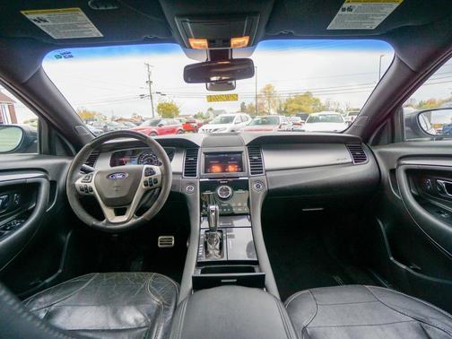 2013 Ford Taurus SHO