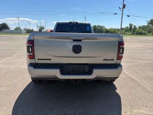 Billet Silver Metallic Clearcoat 2023 RAM 3500 Big Horn Crew Cab 4x4 8' Box