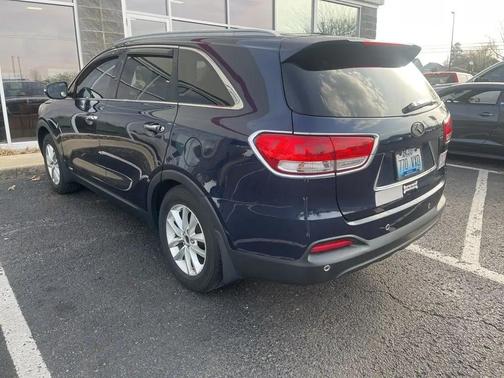 Blaze Blue 2016 Kia Sorento LX
