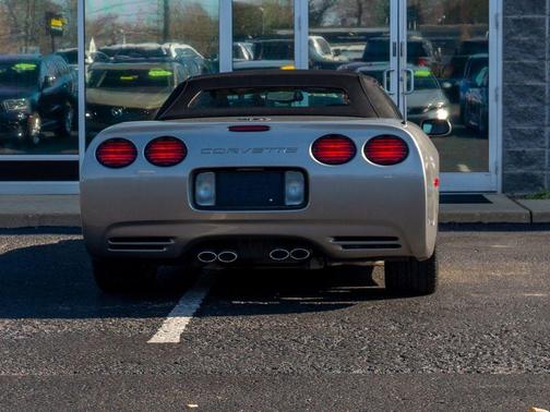 2002 Chevrolet Corvette Base