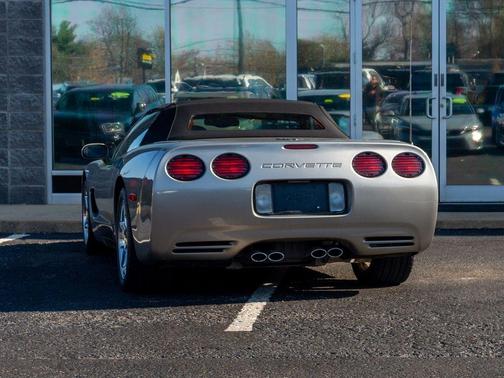2002 Chevrolet Corvette Base