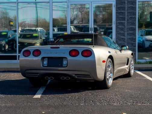 2002 Chevrolet Corvette Base