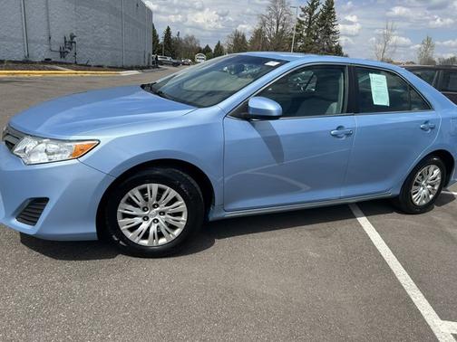 2014 Toyota Camry LE