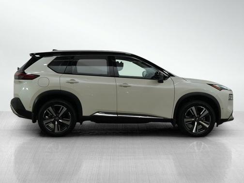 2022 Nissan Rogue Platinum