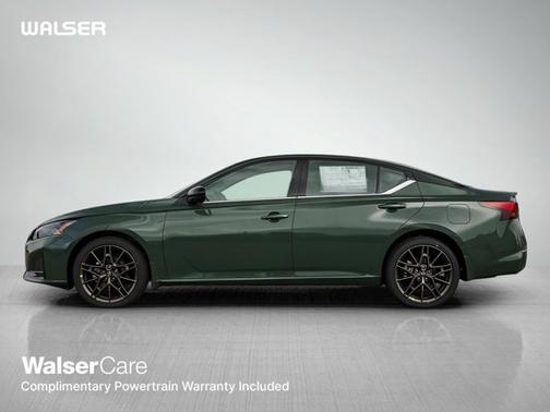 2025 Nissan Altima SR