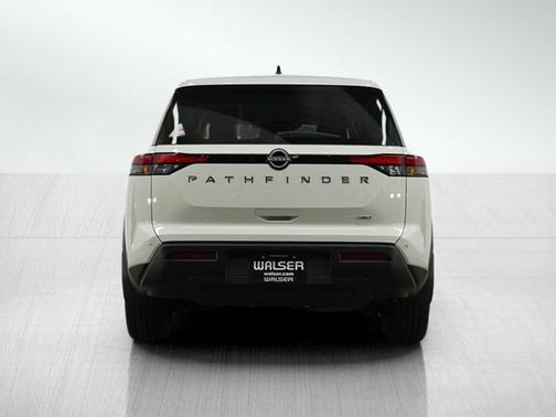 2023 Nissan Pathfinder S