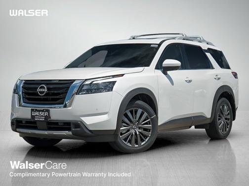 2025 Nissan Pathfinder SL