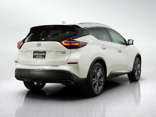 White 2024 Nissan Murano Platinum