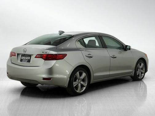 2013 Acura ILX 2.0L