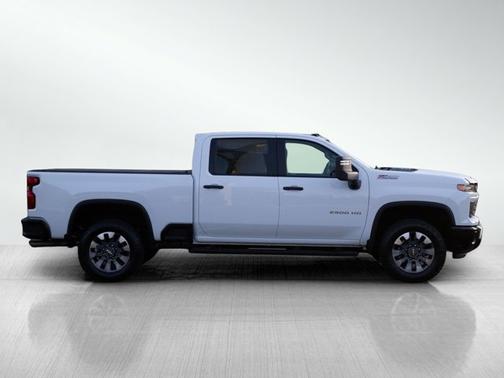 2024 Chevrolet Silverado 2500 Custom