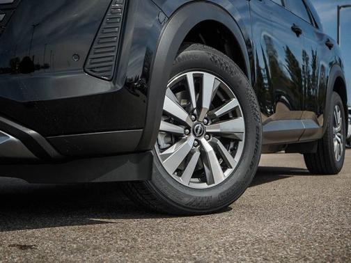 Super Black 2026 Nissan Pathfinder SL