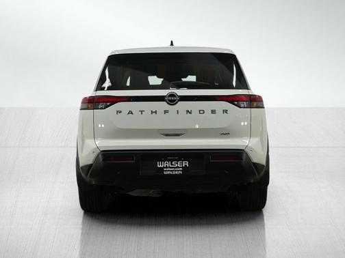 2024 Nissan Pathfinder S