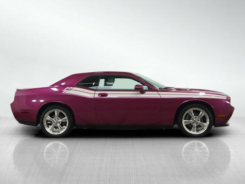 Furious Fuchsia Pearlcoat 2010 Dodge Challenger R/T
