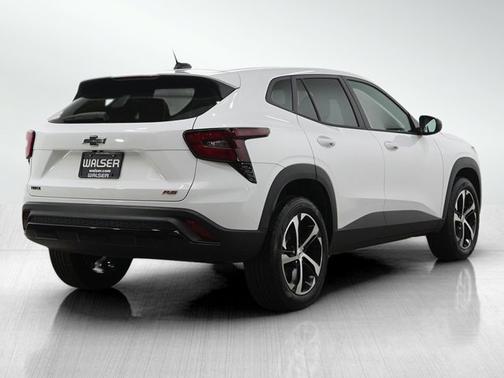Summit White 2024 Chevrolet Trax 1RS