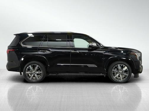 2023 Toyota Sequoia Capstone