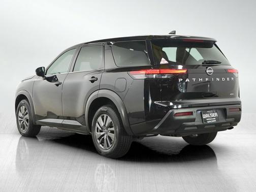 Super Black 2022 Nissan Pathfinder S