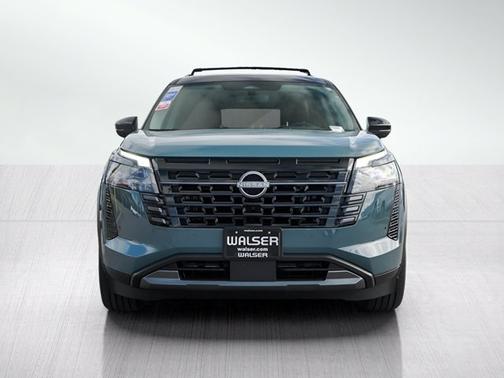 Baltic Teal/Super Black 2026 Nissan Pathfinder Platinum