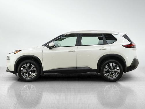Pearl White Tricoat 2023 Nissan Rogue SV