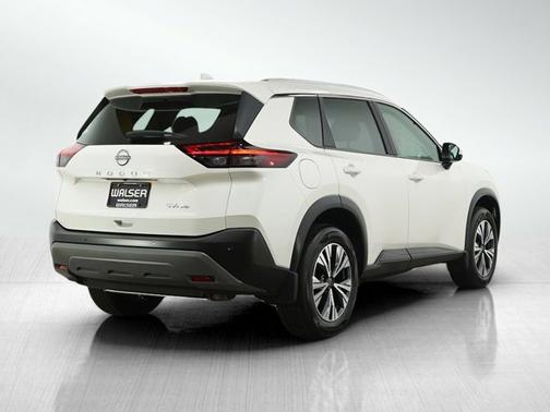 Pearl White Tricoat 2023 Nissan Rogue SV