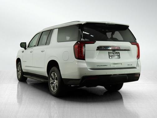 2022 GMC Yukon XL SLE