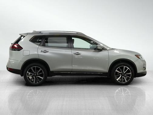 2020 Nissan Rogue SL