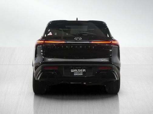 2023 INFINITI QX60 PURE