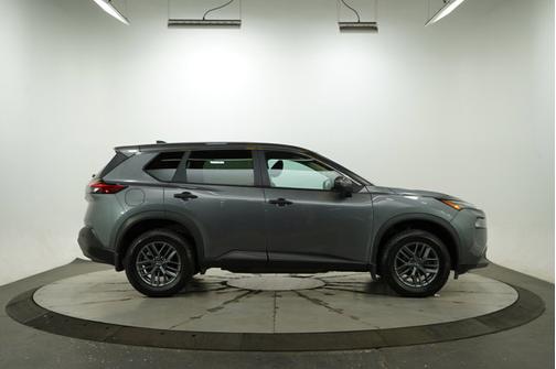 2022 Nissan Rogue S