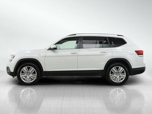 Pure White 2019 Volkswagen Atlas 3.6L V6 SE w/Technology