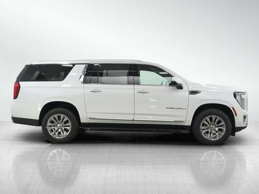 Summit White 2025 GMC Yukon XL Denali