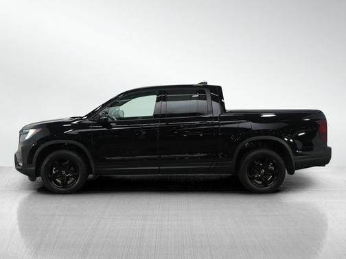 2022 Honda Ridgeline Black Edition