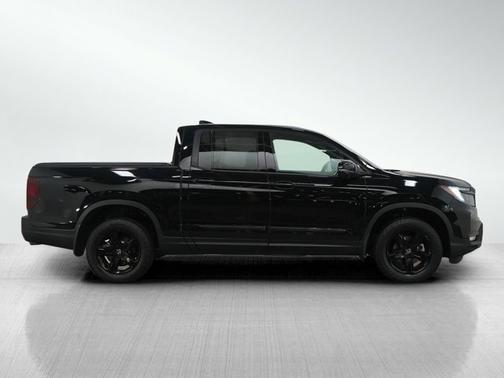 2022 Honda Ridgeline Black Edition