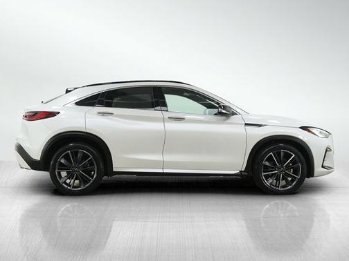 2024 INFINITI QX55 LUXE