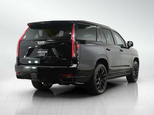 2022 Cadillac Escalade Sport