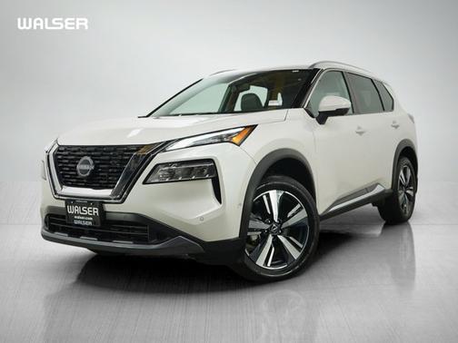 Pearl White Tricoat 2023 Nissan Rogue SL
