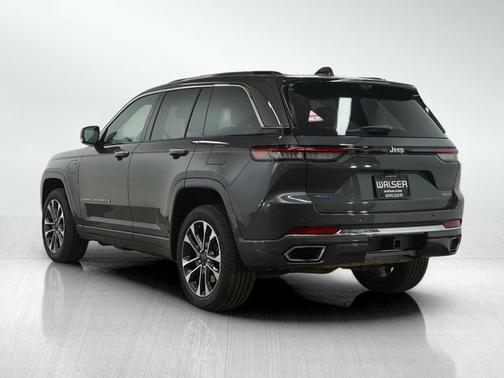2022 Jeep Grand Cherokee Overland