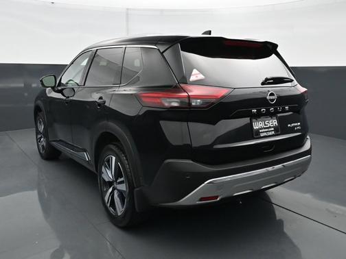 Super Black 2023 Nissan Rogue Platinum