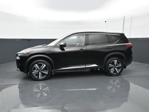 Super Black 2023 Nissan Rogue Platinum