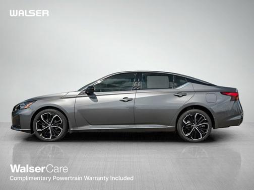 2025 Nissan Altima SR