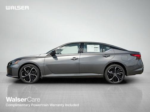 2025 Nissan Altima SR