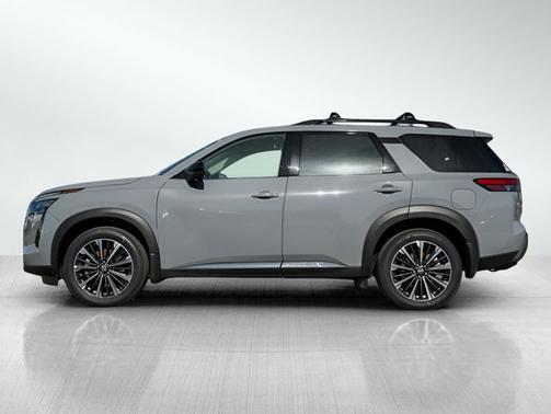 Boulder Gray Pearl 2026 Nissan Pathfinder Platinum