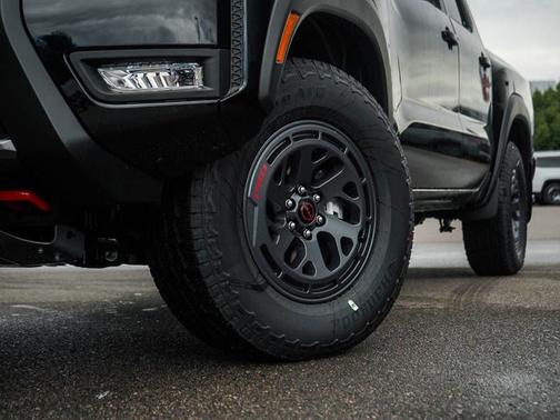 Super Black 2026 Nissan Frontier PRO-4X