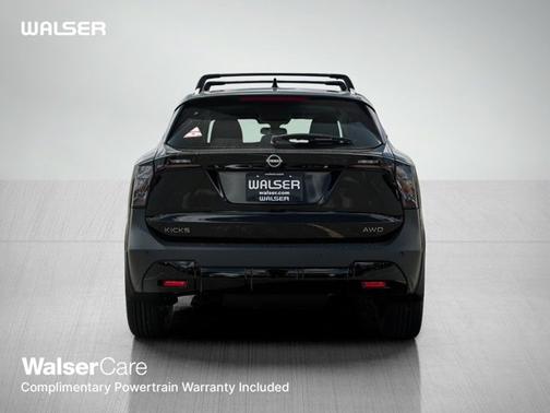 Super Black 2026 Nissan Kicks SV
