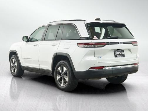 Bright White Clearcoat 2024 Jeep Grand Cherokee 4xe