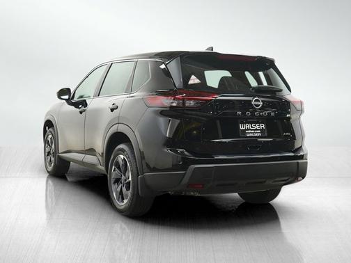 Super Black 2025 Nissan Rogue SV