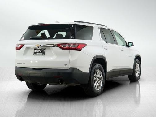 Summit White 2019 Chevrolet Traverse LT Cloth