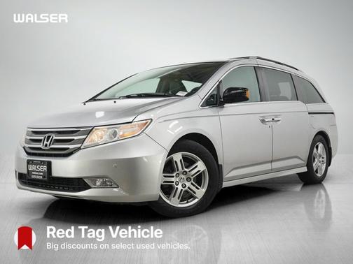 Alabaster Silver Metallic 2012 Honda Odyssey Touring