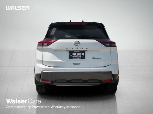 2025 Nissan Rogue SL