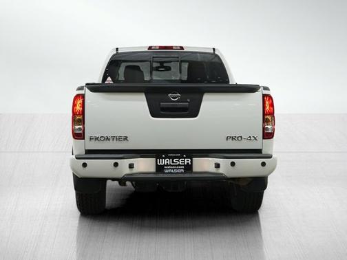 Glacier White 2017 Nissan Frontier PRO-4X