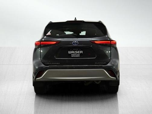 2020 Toyota Highlander Hybrid Limited Premium