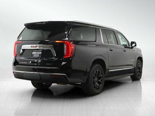 Onyx Black 2022 GMC Yukon XL SLT